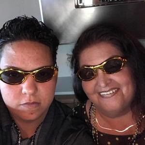 Meet your Posher, Kenia